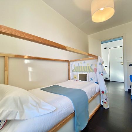 Casaviva - Modern Lively Trilo In Genova Nervi Apartment Exterior photo
